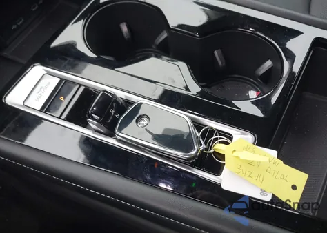 2024 Volkswagen Atlas 2.0T Se W/Technology z USA, uszkodzony, nr VIN 1V2WR2CA5RC561837